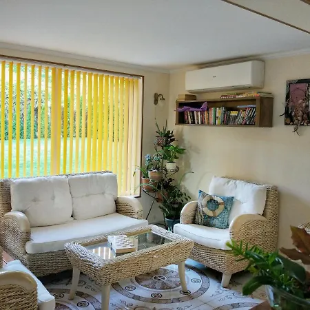 Elizabeth Dy Boutique